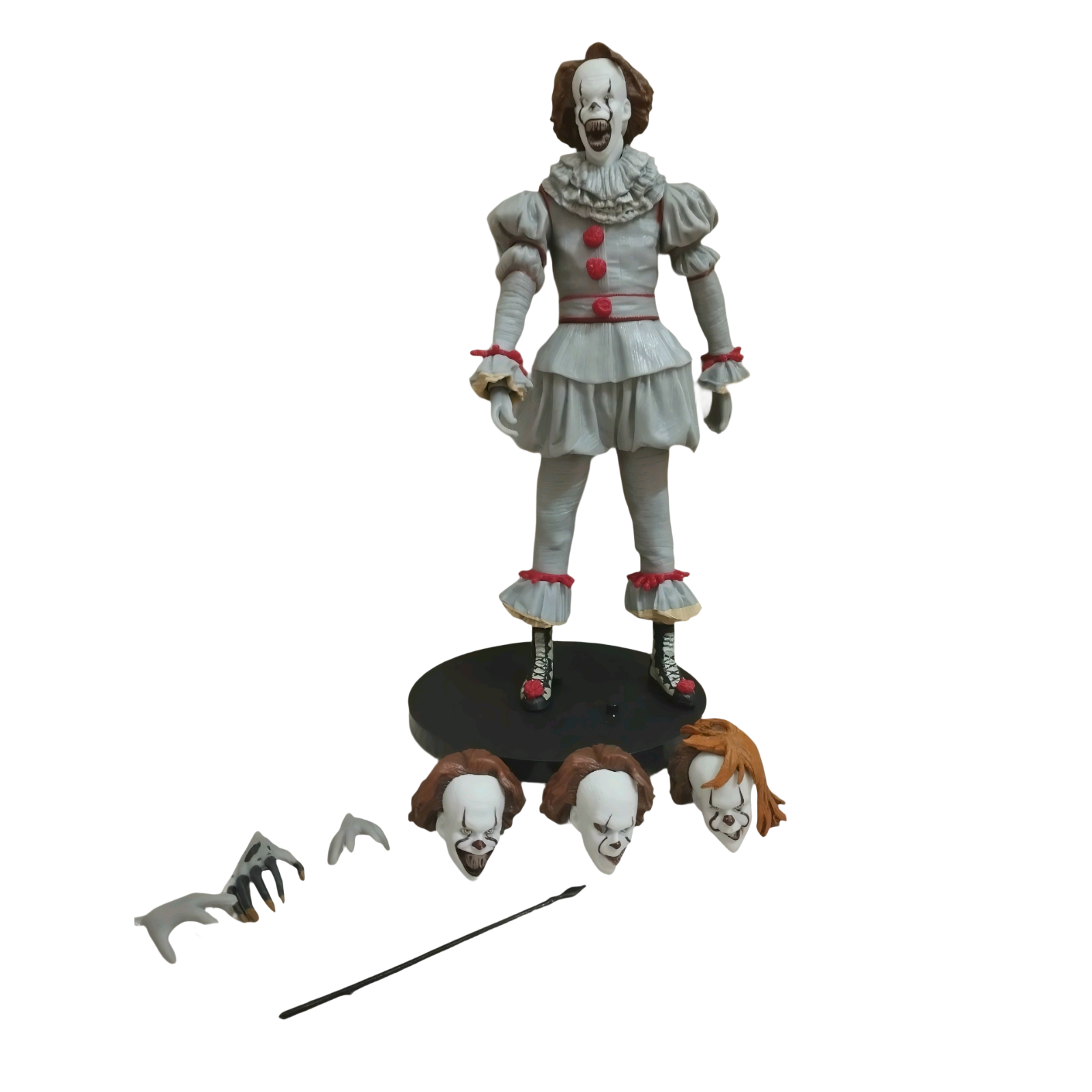 فیگور پنی وایز Pennywise از ایت IT با سر و دست اضافه